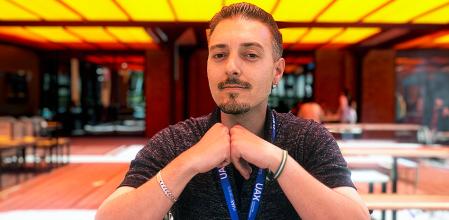 Álvaro Carmona, médico y autor de ‘Le seré sincero, no pinta bien’