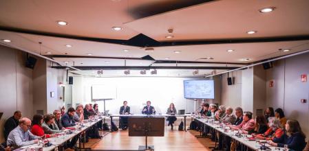 El conseller de Política Lingüística, Francesc Xavier Vila, en la reunión de seguimiento del Pacte Nacional per la Llengua este miércoles.