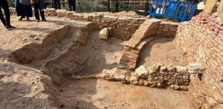 Restos de edificaciones, supuestamente de la época carlista .