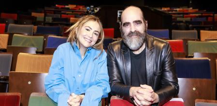 Los presentadores de la gala de los Goya 2026, Rigoberta Bandini y Luis Tosar, este martes en la Academia de Cine 