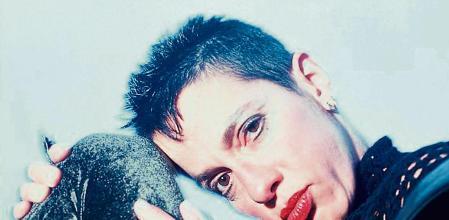 Kathy Acker, novelista experimental y escritora posmoderna estadounidense