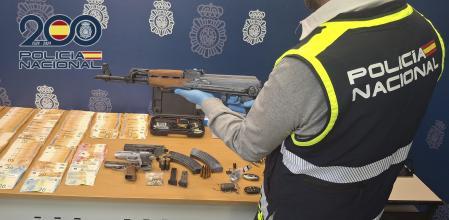 La Policía Nacional ha detenido en Alicante a seis supuestos miembros de una red de blanqueo de capitales a los que se les relaciona con la compra de décimos premiados del sorteo de la Lotería.&nbsp;