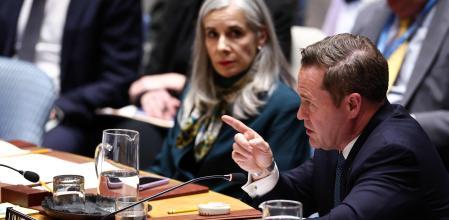 Mike Waltz, embajador de EE.UU. ataco directamente al representante de Irán, al que le dijo que no le diera lecciones de educación cuando su régimen mata a los ciudadanos&nbsp;