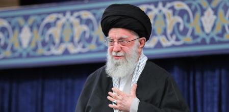 Ali Jameneí, el padre del nuevo líder supremo del Irán