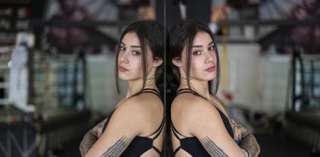 Retratos a la luchadora de Muay Thai Claudia Perona para el Vuelta y Vuelta. Malgrat de Mar, 24 de Febrero de 2026