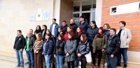Concentracióón de familias de alumnos del Institut Terra Alta y sindicatos.