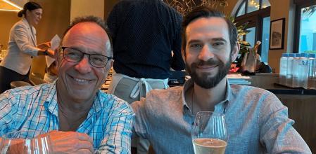 Joel Gavalas y su hijo Jonathan en una imagen difundida por el padre de la víctima a través de AP.&nbsp;<br>