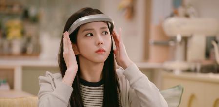 Jisoo, lista para adentrarse en un videojuego de citas a lo 'Black Mirror' (pero en cursi).