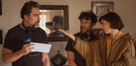 Javier Bardem, Rodrigo Sorogoyen y Victoria Luengo durante el rodaje