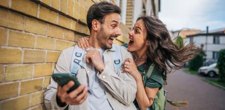 Una pareja alucina con los precios increíbles que encuentra en AliExpress