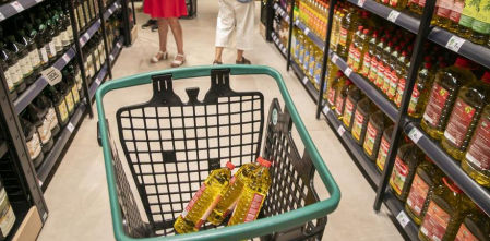 Olive oil prices in Spain experience a big drop with the start of 2025