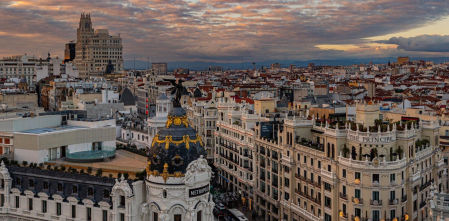 La inversión inmobiliaria vuelve a apostar por la economía española