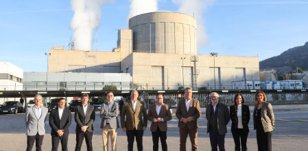 El presidente valenciano respalda la central nuclear de Cofrentes: “No se puede cerrar”