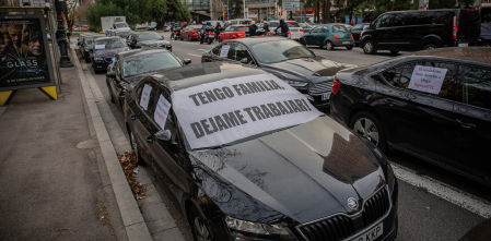 Los conductores de coches VTC planean alargar sus protestas durante el Mobile