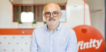 Jaume Fatjó, veterinario y etólogo: “Castigar a nuestros perros o gatos no es un buen sistema, la mayoría de las veces no lo entienden y no tiene ningún efecto”