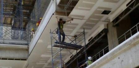 Su padre, una de las referencias en Perú, fue su maestro: “Me enseñó a leer planos con 11 años y he trabajado en 8 países”