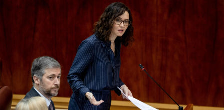 Ayuso atribuye los problemas de la convocatoria del MIR a la “inoperancia” del Gobierno