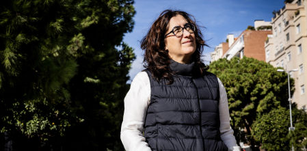 Lola Gulias: “Las vidas intensas nos dotan de creatividad, pero yo hubiera preferido un poco más de calma”