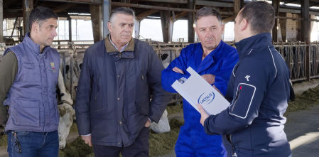 Lactalis y el CSIC activan 27 medidas para reducir emisiones en más de 1.000 granjas en España