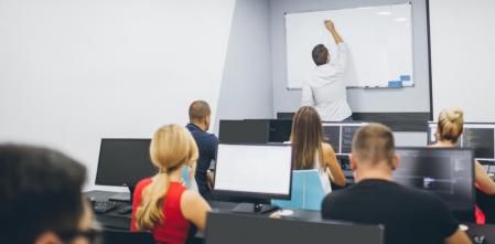 Los titulados en Educación de la UAO CEU podrán enseñar en cualquier colegio internacional