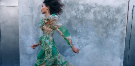 15 vestidos frescos y cómodos para ir a la oficina este verano