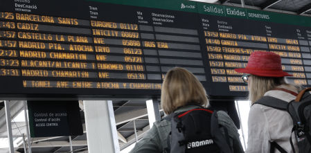 El tráfico ferroviario entre Catalunya y Comunidad Valenciana cerrará de 11 h a 16 h por los fuertes vientos