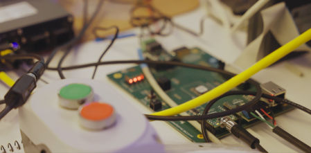 Ni sensores invasivos ni máquinas nuevas: datos en tiempo real sin intervenir procesos