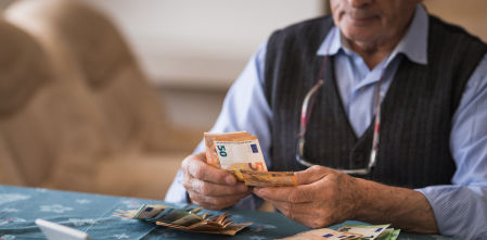 ¿Cuándo sale a cuenta un plan de pensiones? “Si cobras mil euros al mes, hay alternativas mejores”