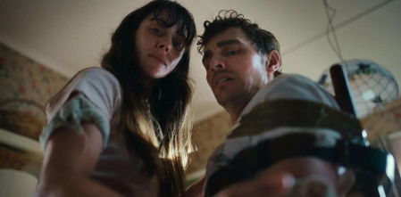 ‘Together’: la fusión extrema de una pareja