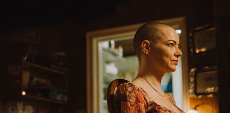 ‘Bugonia’: ¿y si Emma Stone fuera de otro planeta?