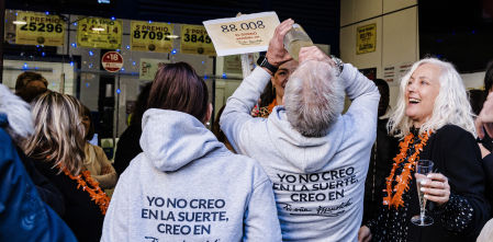 Cada catalán gastará 57,06 euros de media para el Sorteo de Navidad este 2025