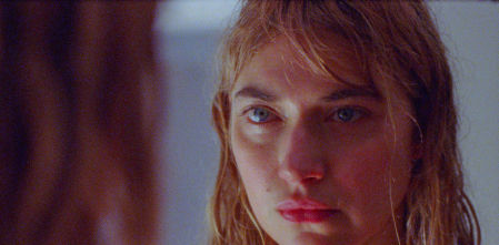 ‘La cronología del agua’: sumergirse en el trauma