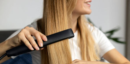 Ni Dyson, ni Ghd: la mejor plancha de pelo para evitar el encrespamiento y tener el pelo bien suave vale menos de 50€ gracias a un descuento del 62%