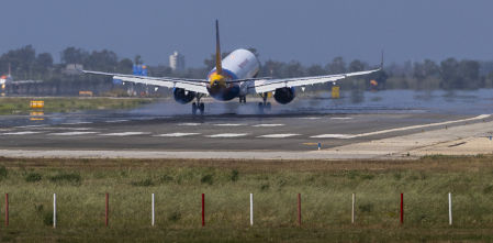 Más aviones, más vuelos y ¿menos queroseno?