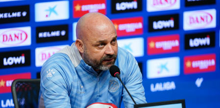 Manolo González quiere olvidarse del arbitraje para volver a ganar ante el Alavés: “Hemos hablado en el vestuario de estar al margen de todo esto”