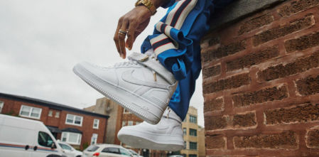 Nike está arrasando con sus rebajas, y no me extraña: Air Max, Revolution, Court Vision y otras zapatillas a mitad de precio (o casi)