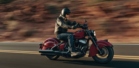 La eterna rival de Harley-Davidson reinterpreta su icónica moto de los años 40