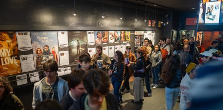 'La vida es Verdi', la película 'agnesvardiana' que rinde homenaje a los 100 años de los cines de Gràcia