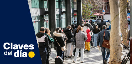 Claves del día | ¿Qué impacto tendrá la regularización de inmigrantes? y ¿Hay que replantear el VAR?