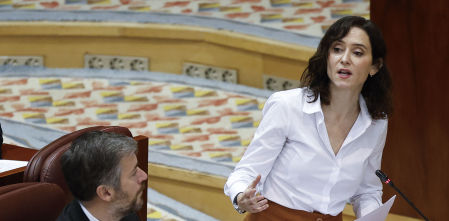 Ayuso reestructura el grupo del PP en la Asamblea tras la crisis por el cese de Viciana