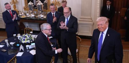 Trump reconoce que sopesa un ataque limitado a Irán para forzar a los ayatolás a un acuerdo