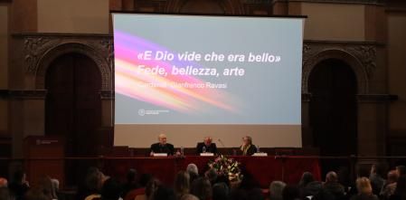 Gaudí en tres dimensiones