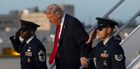 Trump plantea un futuro envío de tropas a Irán para controlar su uranio enriquecido