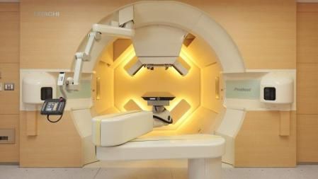 aparato de radioterapia por protones
