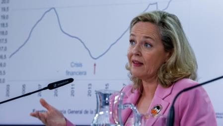 La ministra de Asuntos Económicos en funciones, Nadia Calviño, en una comparecencia reciente tras el Consejo de Ministros