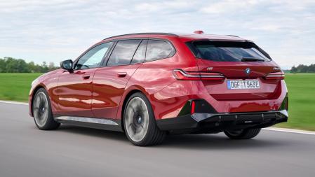 Las soluciones de carga de BMW Charging permite optimizar los costes de carga y recargar del 10 al 80% de la batería en apenas 30 minutos&nbsp;