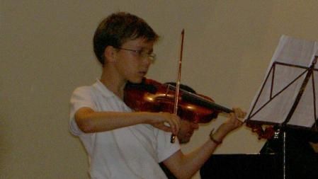 Luis Inestal de pequeño