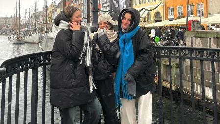 Mar Àlvarez junto a sus amigas