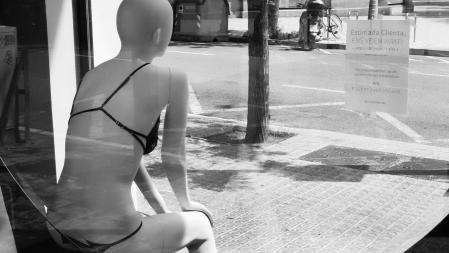 Una imagen sencilla, poesía pura en el objetivo de Carlos González Armesto: soledad, vacío y silencio que resume a la perfección un año de pandemia