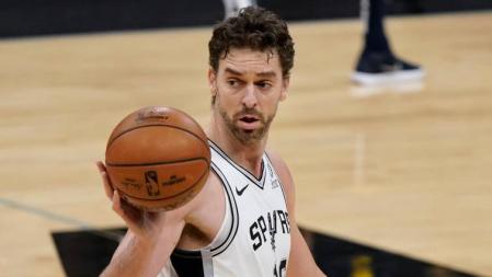 Pau Gasol, con la camiseta de San Antonio Spurs